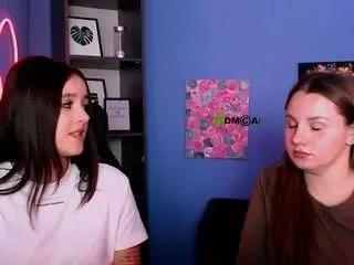 selena-addison from CamSoda