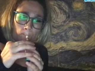 Suziieq23 webcams show profile image 