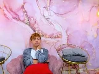 sweetguuy from CamSoda