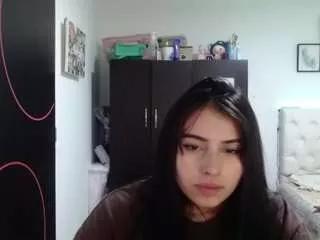 sweethsophie from CamSoda