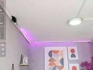 tamaragrays from CamSoda
