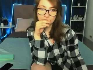 tararyan from CamSoda