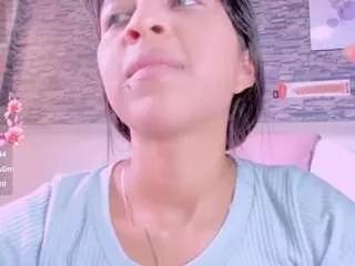 Tiana-glowxxx webcams show profile image 