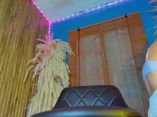 tiffany-delux from CamSoda