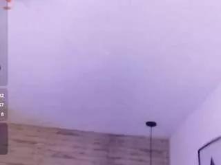 tinnahottie from CamSoda