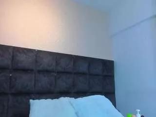 valentinastaar on CamSoda