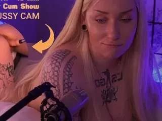 yelloweaa from CamSoda