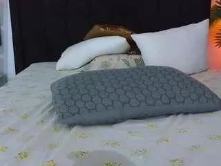 yinyanghot from CamSoda