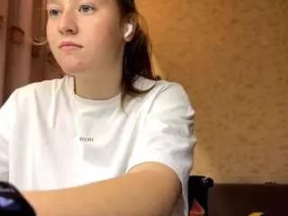 Yolandemilfeld webcams show profile image 