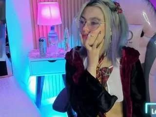 Yukky-kuran webcams show profile image 