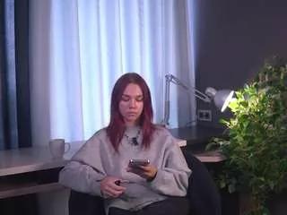 Yurikohandshaw webcams show profile image 
