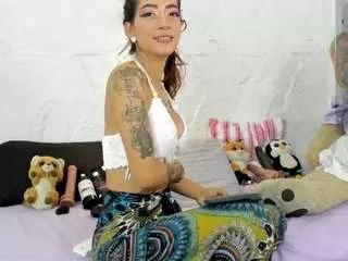 zorra-violeta from CamSoda