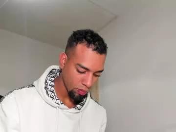 11inchesblackcock from Chaturbate