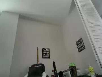 11inchtattedtrinibad from Chaturbate