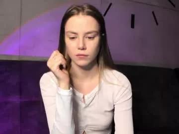 1i1ypa1mer from Chaturbate