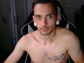 2323gary from Chaturbate