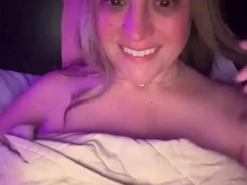 3xxxdaily from Chaturbate