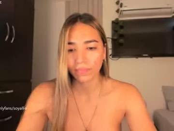 _alliex_ from Chaturbate