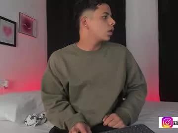 _e_m_m_a_1 from Chaturbate