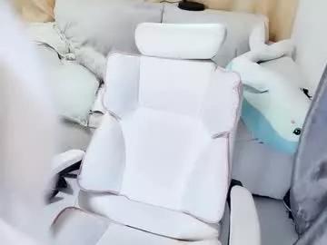 _iuiu_ from Chaturbate