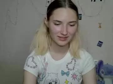 _kikiclark_ from Chaturbate