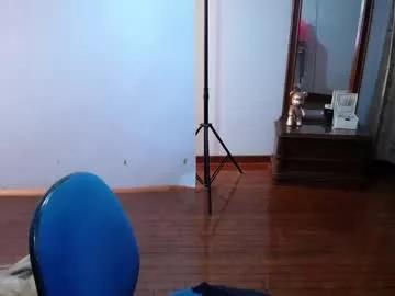 _the_dark_side_of_the_moon_ from Chaturbate