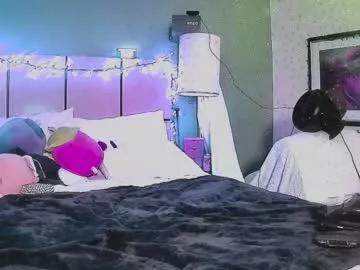 _toofunnysluts_ from Chaturbate