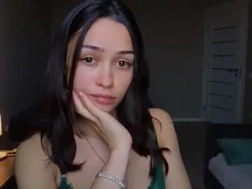 A_p_p_l_e webcams show profile image 