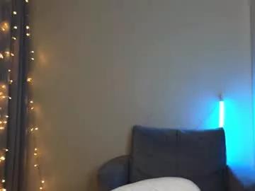 a_p_p_l_e from Chaturbate