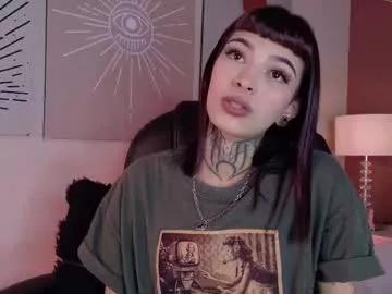 aa_lunit from Chaturbate