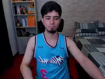 aaron_paul_ from Chaturbate