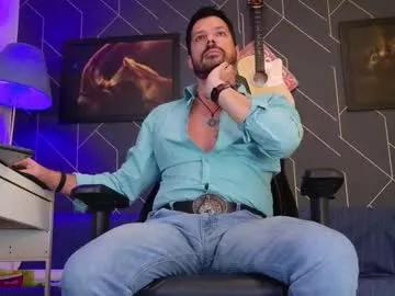 aaronbomer from Chaturbate