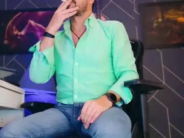 aaronbomer from Chaturbate