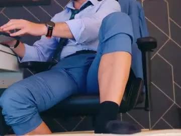 aaronbomer from Chaturbate