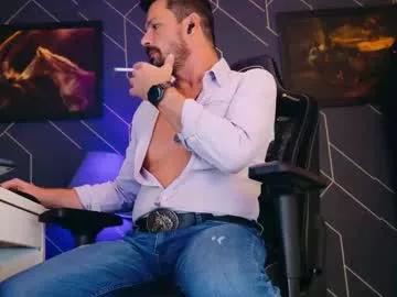 aaronbomer from Chaturbate