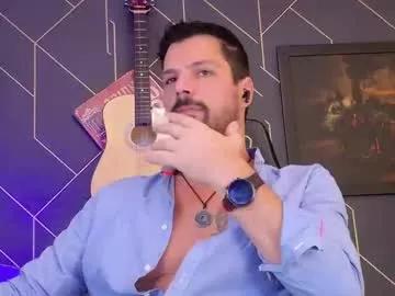 aaronbomer from Chaturbate