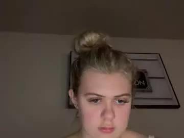 ababyy2901 from Chaturbate