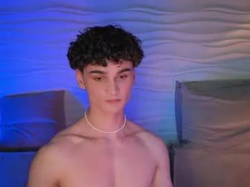 adam_21cm from Chaturbate