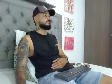 adam_bigdick2 from Chaturbate