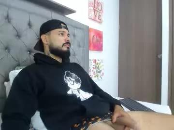 adam_bigdick2 from Chaturbate