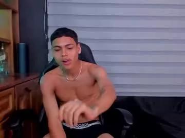 adam_piarse from Chaturbate