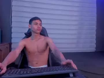 Adam_piarse webcams show profile image 