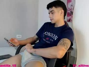 Dirty chat webcam: explore liveshows with versed models, from laying bare to fetishes, in a variety of sexy free adult webcams.