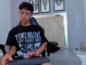 adams_bobby from Chaturbate is Freechat