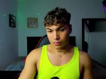 adams_collins from Chaturbate