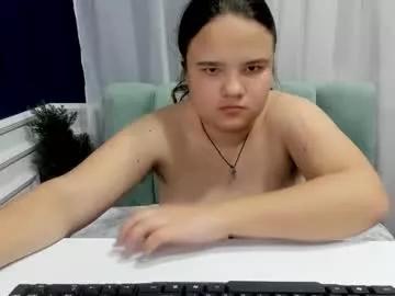 Adelecruzz webcams show profile image 