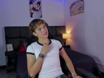 aiiden_15 from Chaturbate