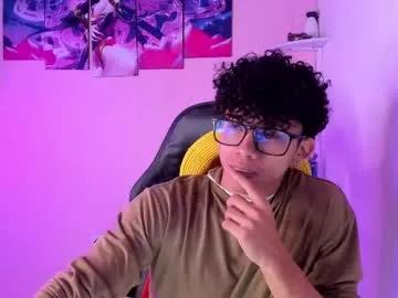 akazaboy from Chaturbate