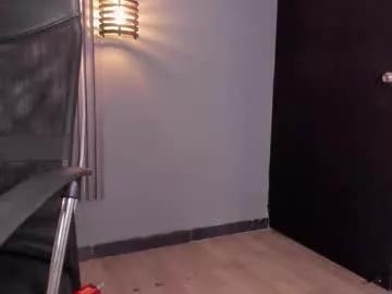 alahia_betancur from Chaturbate
