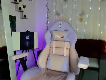 alaia_love77 from Chaturbate